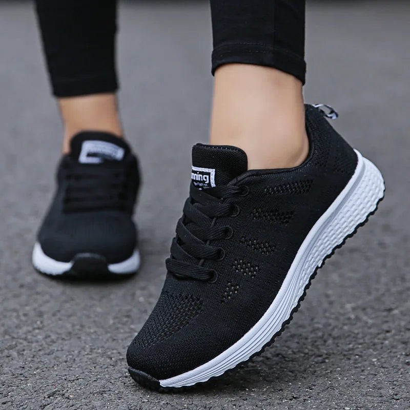 Tênis feminino de malha respirável – Sapatos casuais brancos para caminhada 2024