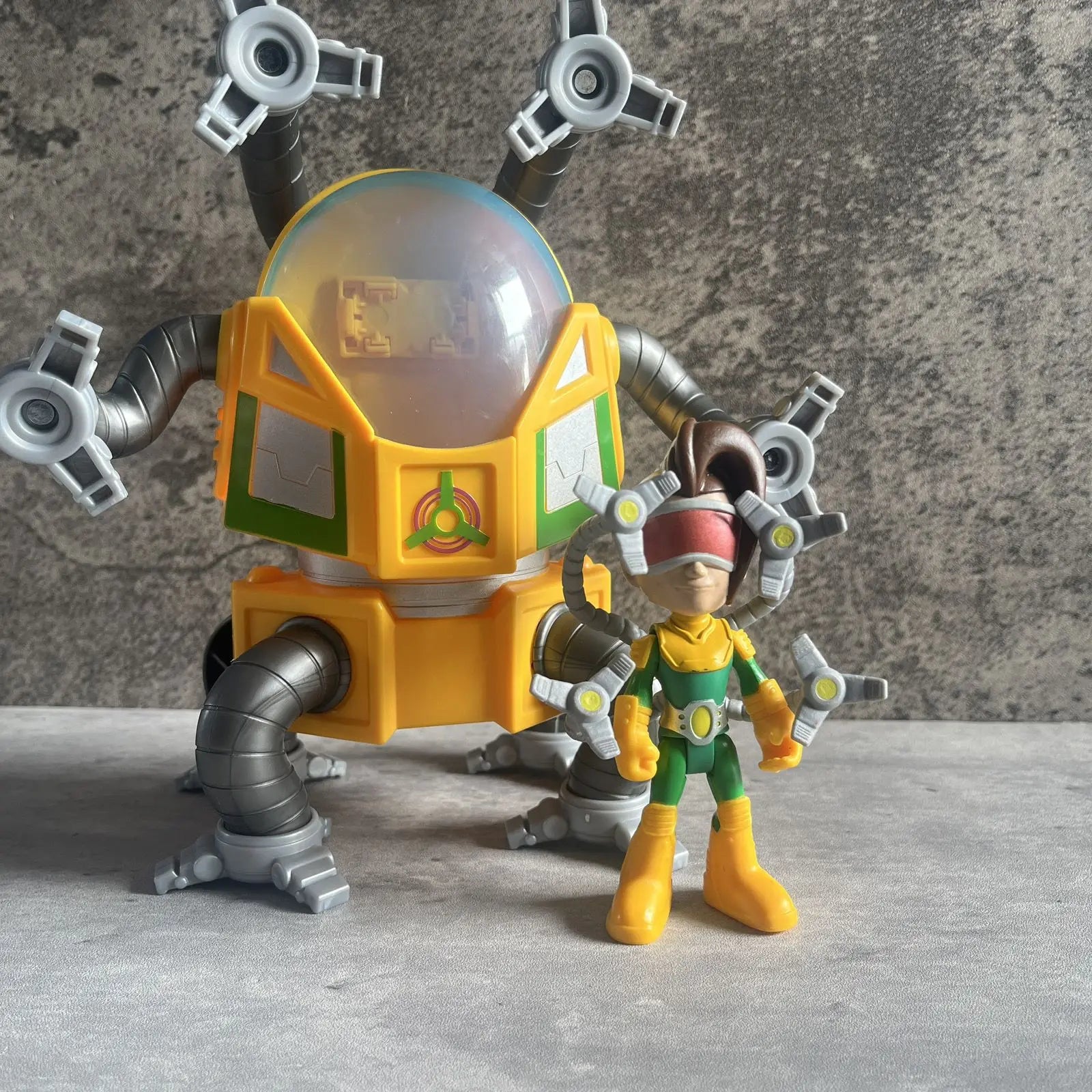 Boneco de ação do Homem-Aranha – Brinquedo infantil da Marvel