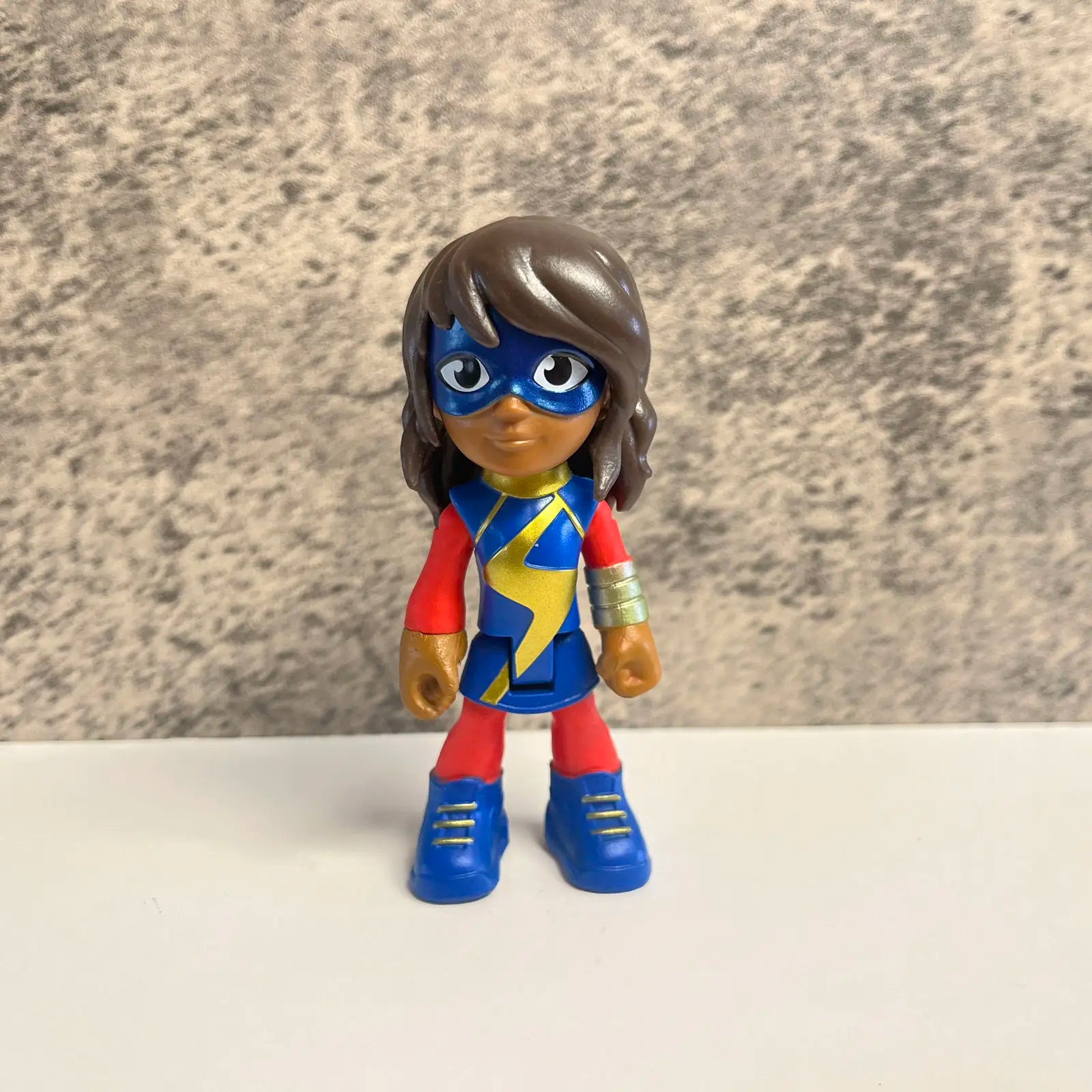 Boneco de ação do Homem-Aranha – Brinquedo infantil da Marvel