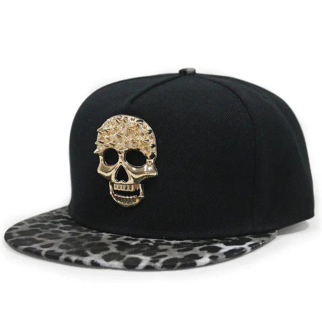 Boné de Aba Reta com Rebites de Caveira - Boné de Beisebol Snapback Estilo Hip-Hop para Dança de Rua e Estilo Urbano