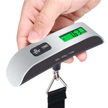 Balança portátil digital com visor LCD, capacidade de 50 kg (110 lb), para pendurar malas e bagagens. Ideal para viagens e para equilibrar o peso de malas e bagagens.