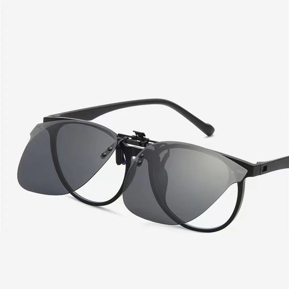 🕶️ 45% DE DESCONTO! Óculos de Sol Clip-On Polarizados - Flip-Up UV400 para Dirigir e Pescar