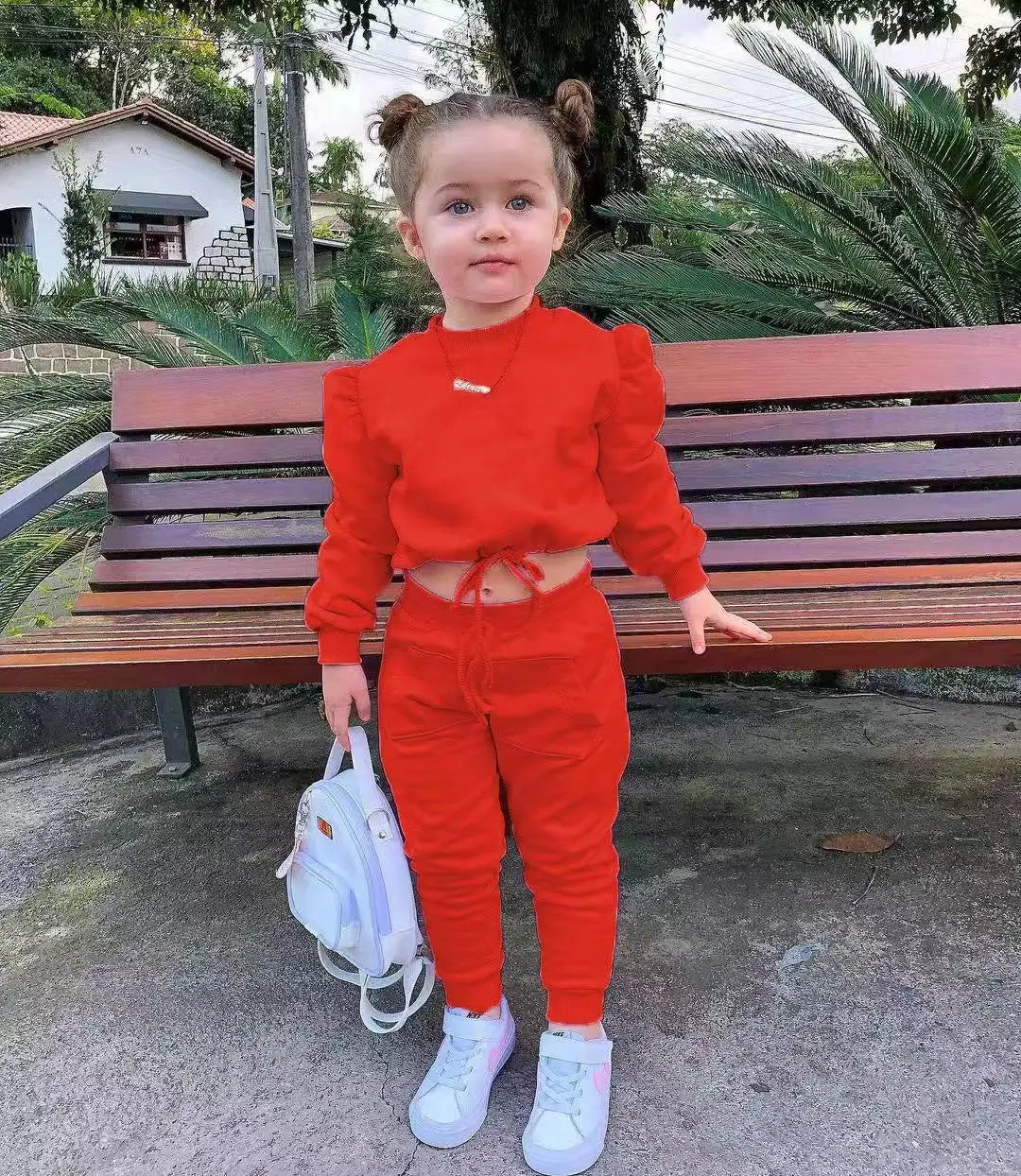 Conjunto de Roupa de Outono para Meninas - Cropped e Calça Esportiva 2 Peças Athleisure (1-7 anos)