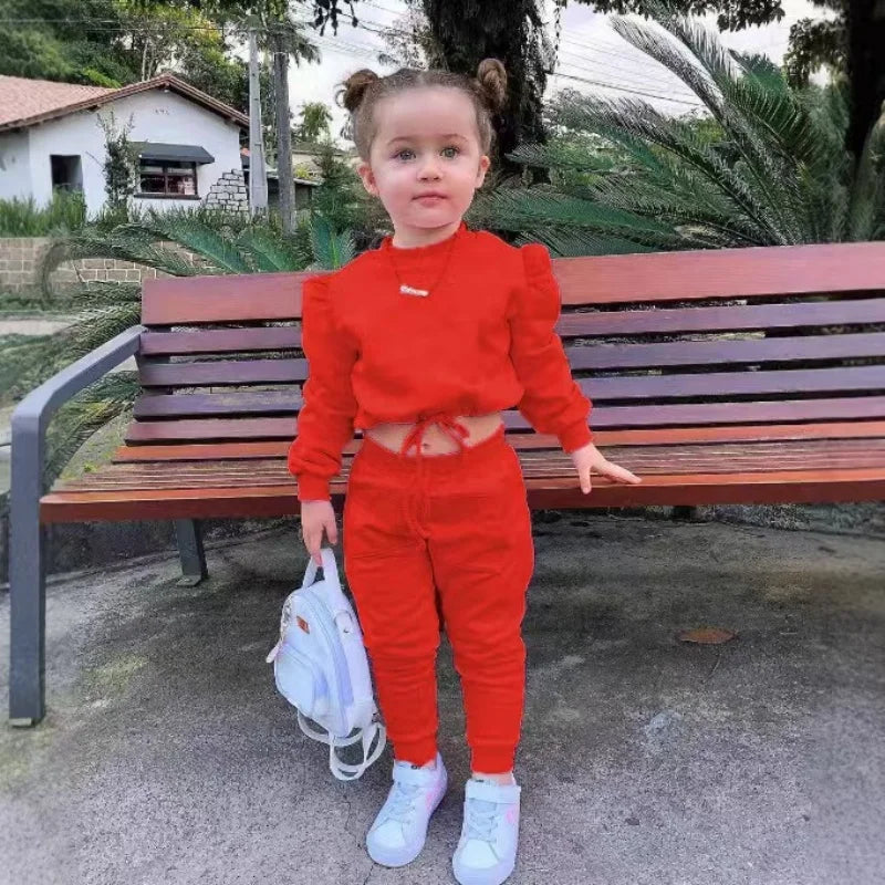 Conjunto de Roupa de Outono para Meninas - Cropped e Calça Esportiva 2 Peças Athleisure (1-7 anos)
