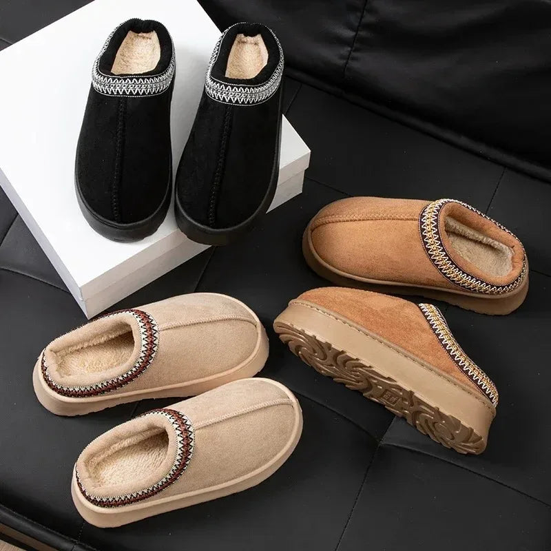 Pantufas de inverno femininas - Pantufas de pelúcia bordadas e antiderrapantes para uso interno com sola grossa.