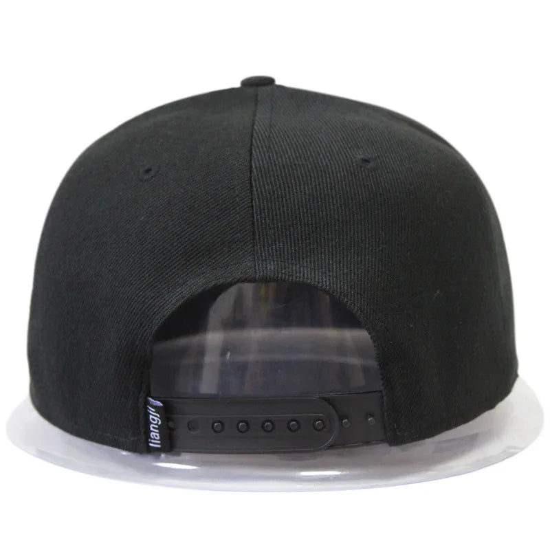 Boné de Aba Reta com Rebites de Caveira - Boné de Beisebol Snapback Estilo Hip-Hop para Dança de Rua e Estilo Urbano