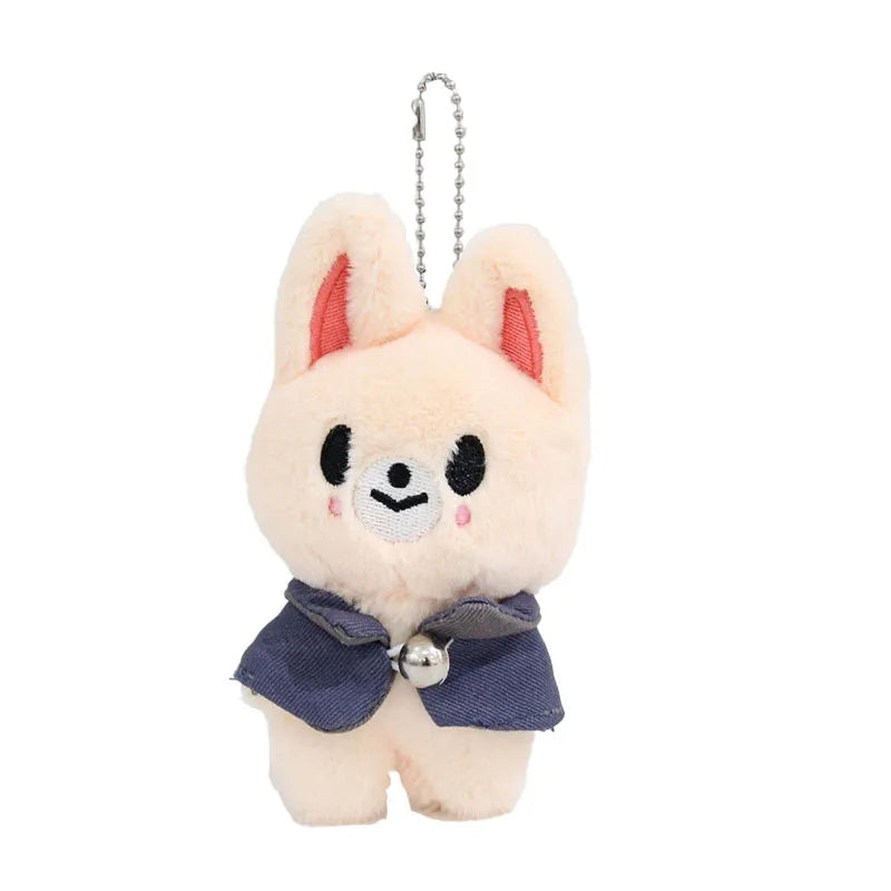 Novo chaveiro de pelúcia SKZOO, pingente de boneco, acessório para mochila, chaveiro de pelúcia com capa da Academia de Magia, brinquedo infantil, presente para fãs.