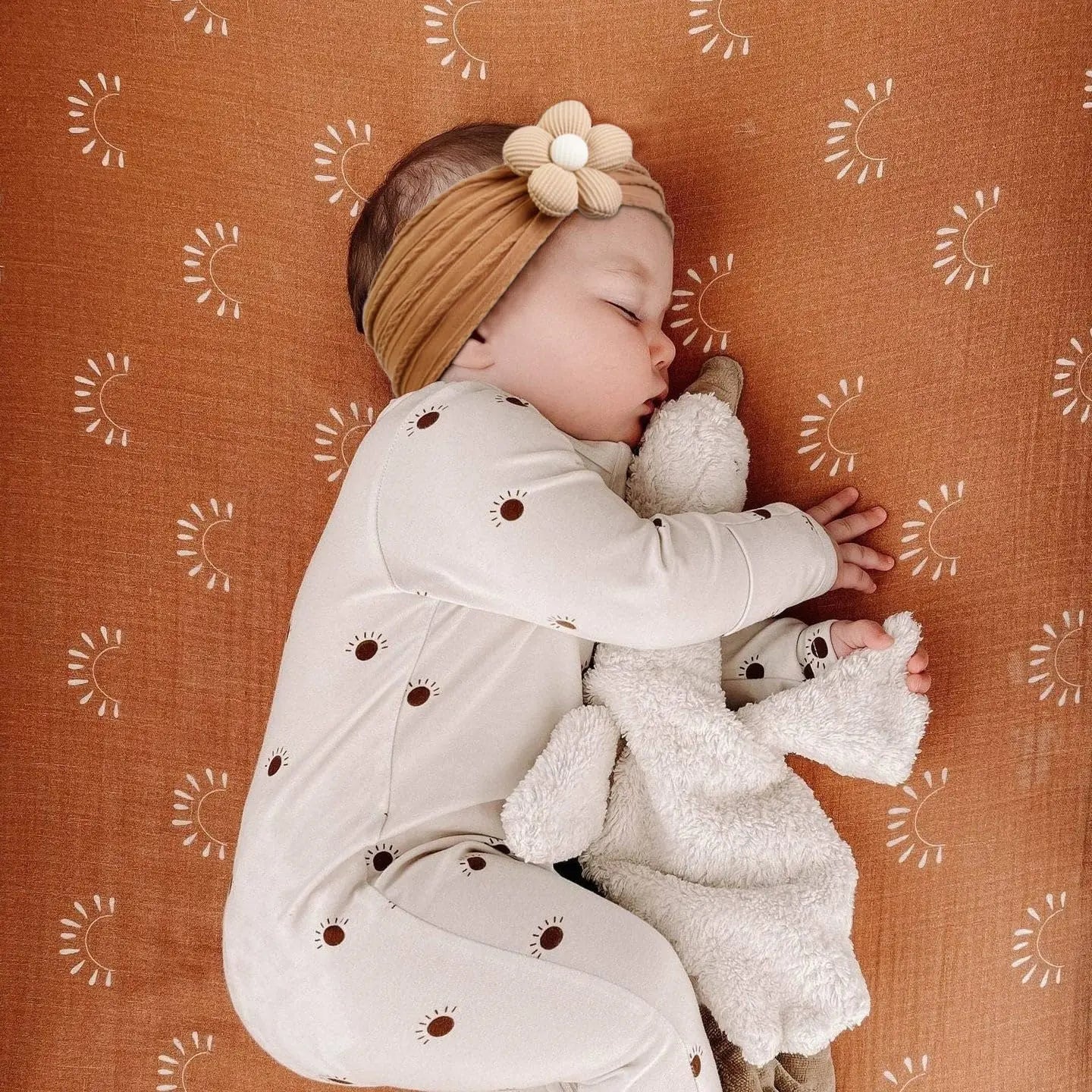 Flower Nylon Girl Hairband – Soft Elastic Baby Headband with Floral Detail