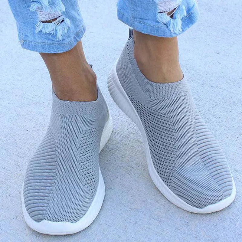 Tênis Slip-On Feminino – Calçados Esportivos Casuais Confortáveis