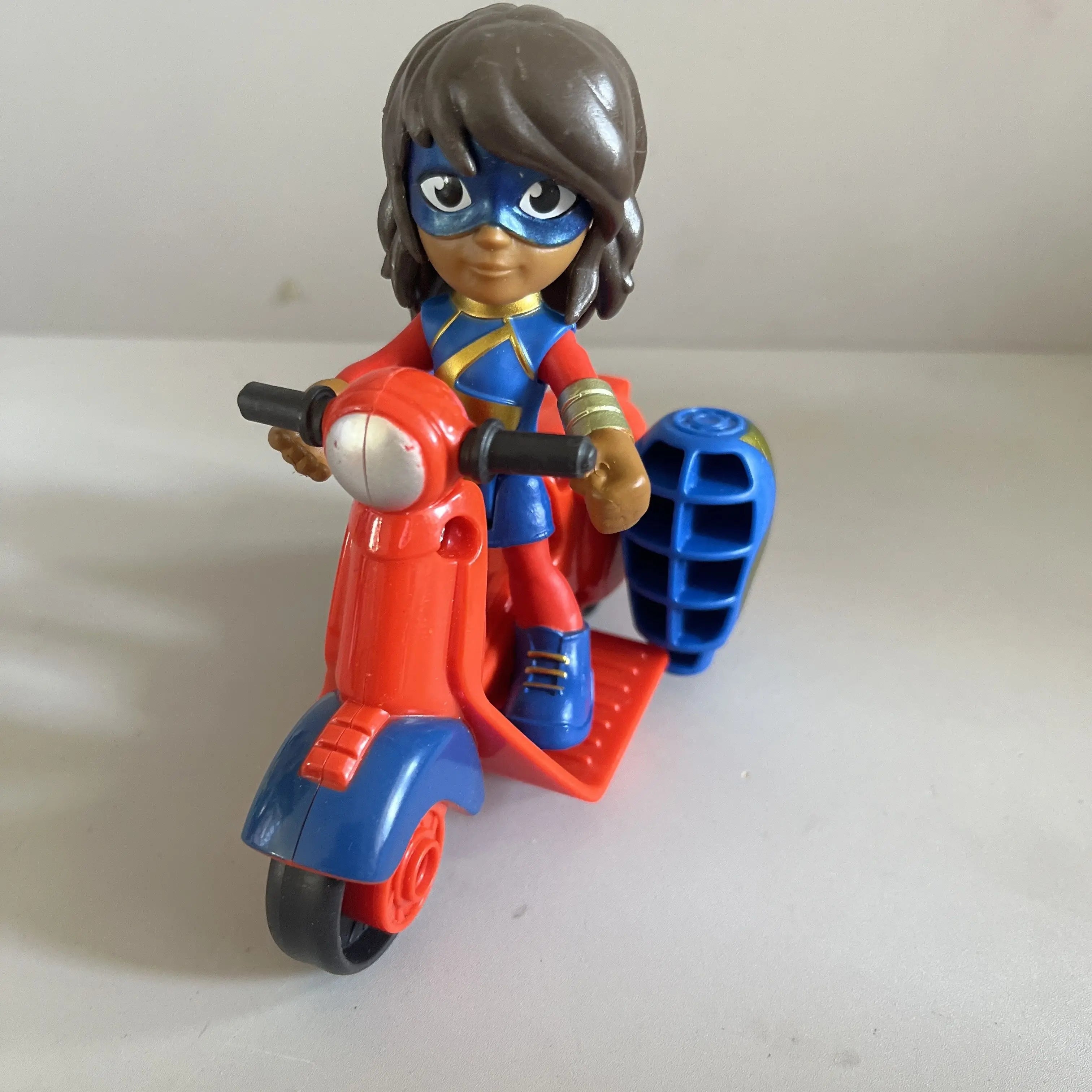 Boneco de ação do Homem-Aranha – Brinquedo infantil da Marvel