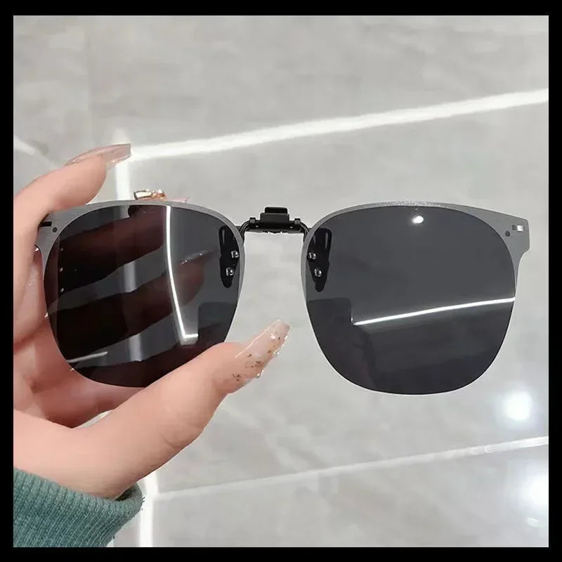 ☀️ 51% OFF! Polarized Clip-On Sunglasses - Flip-Up UV400 for Prescription Glasses